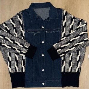Mixed Media Jacket
Denim/Sweater XL